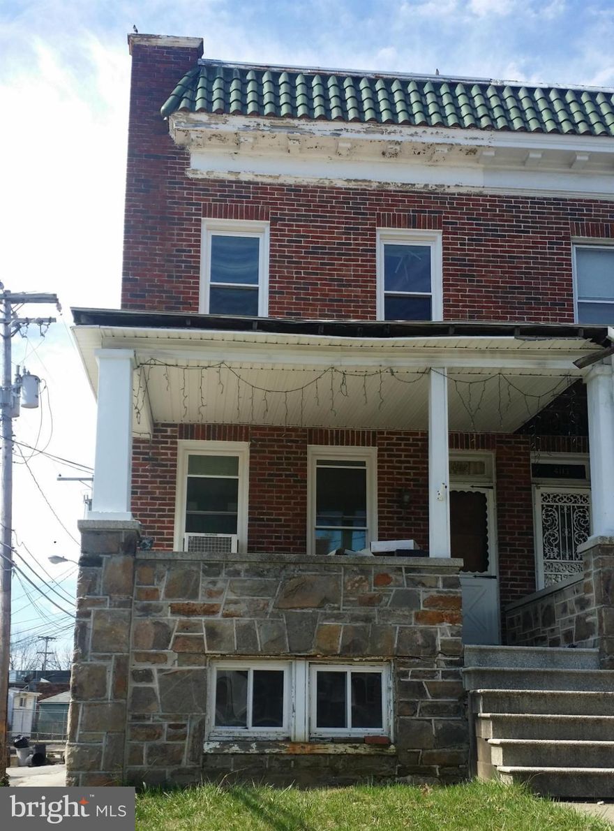 Great for Investor. Needs full rehab. Property is being sold as-is; Seller will make no repairs.