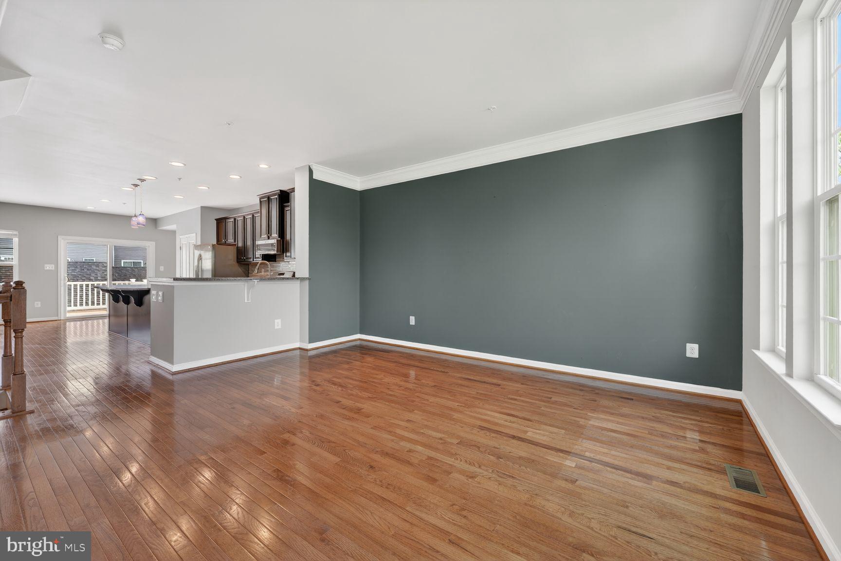 MARKET SQUARE - Residential