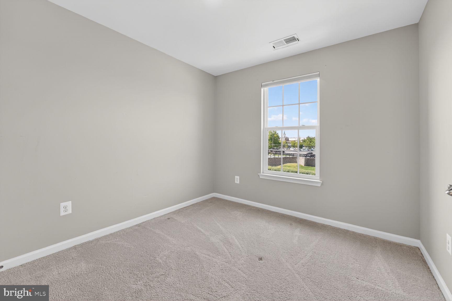 MARKET SQUARE - Residential