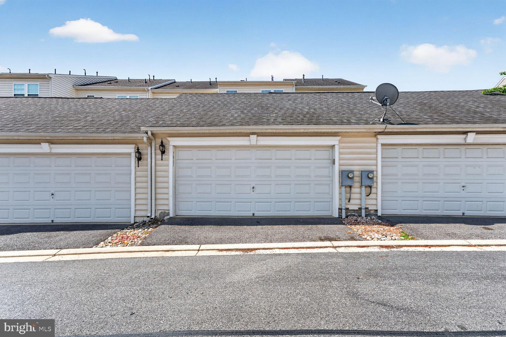 MARKET SQUARE - Residential