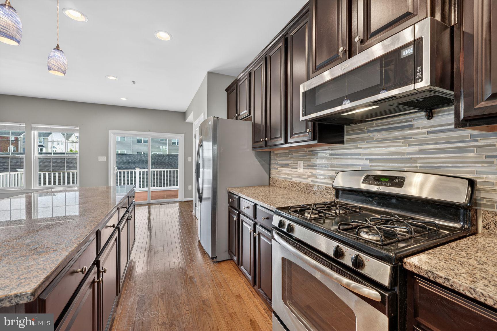 MARKET SQUARE - Residential