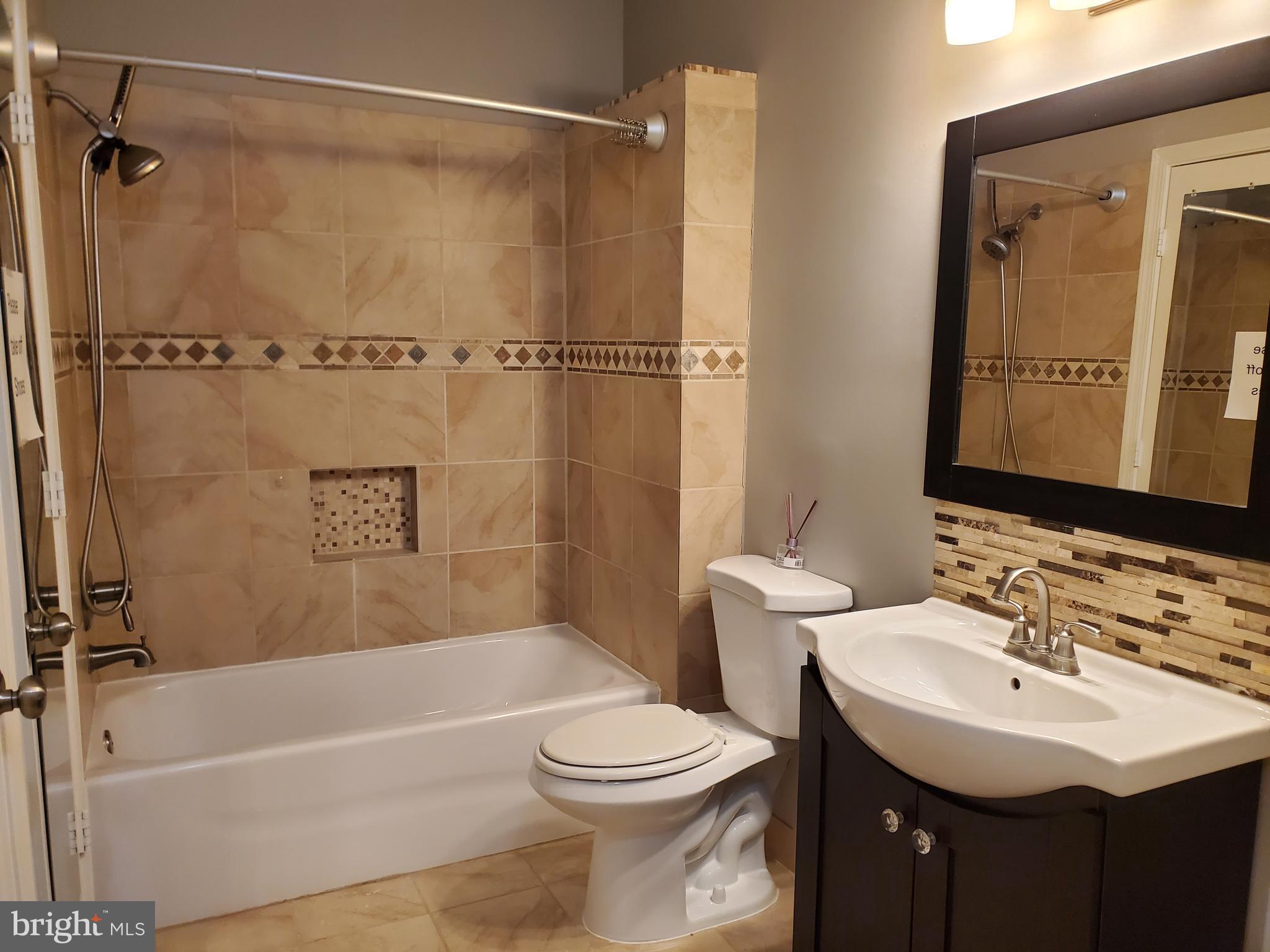 SANDERLING - Residential Lease