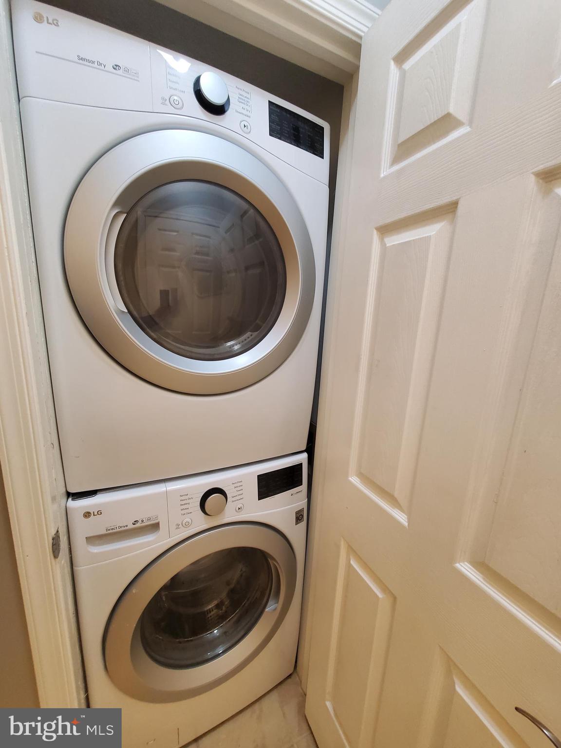 SANDERLING - Residential Lease