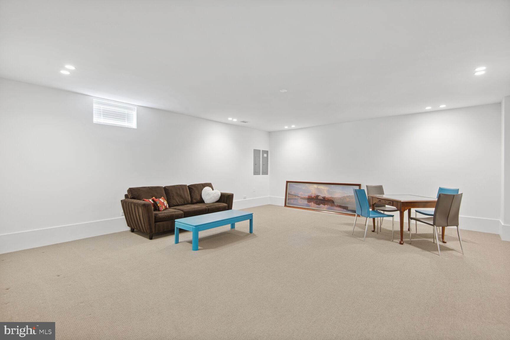 GRANT AT WILLOWSFORD - Residential