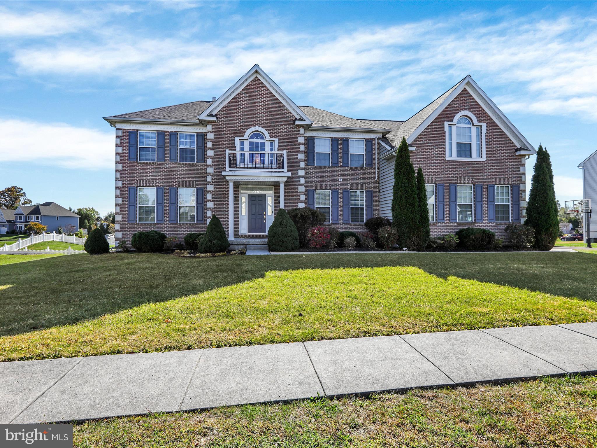 519 GLENWOOD DRIVE