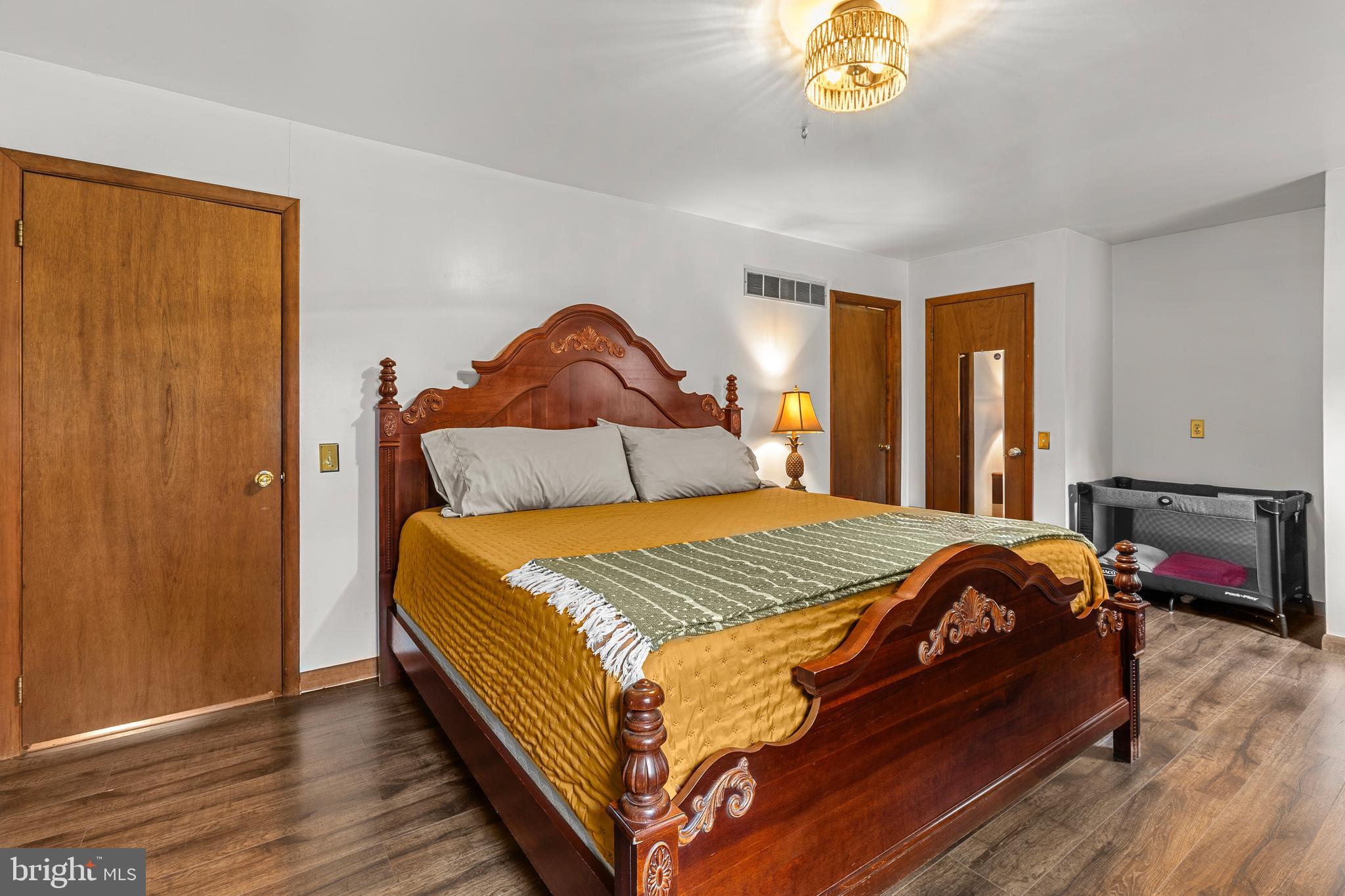 FAIR HILL - Residential