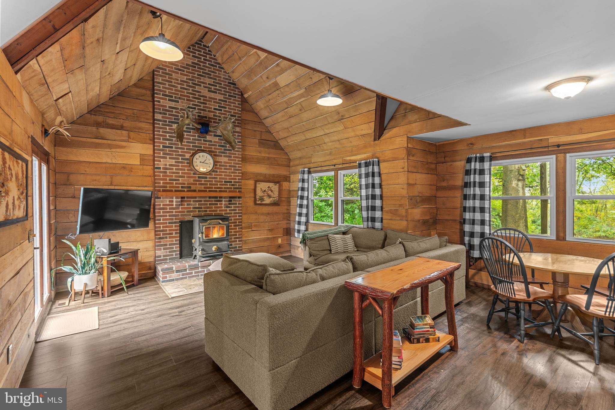 FAIR HILL - Residential