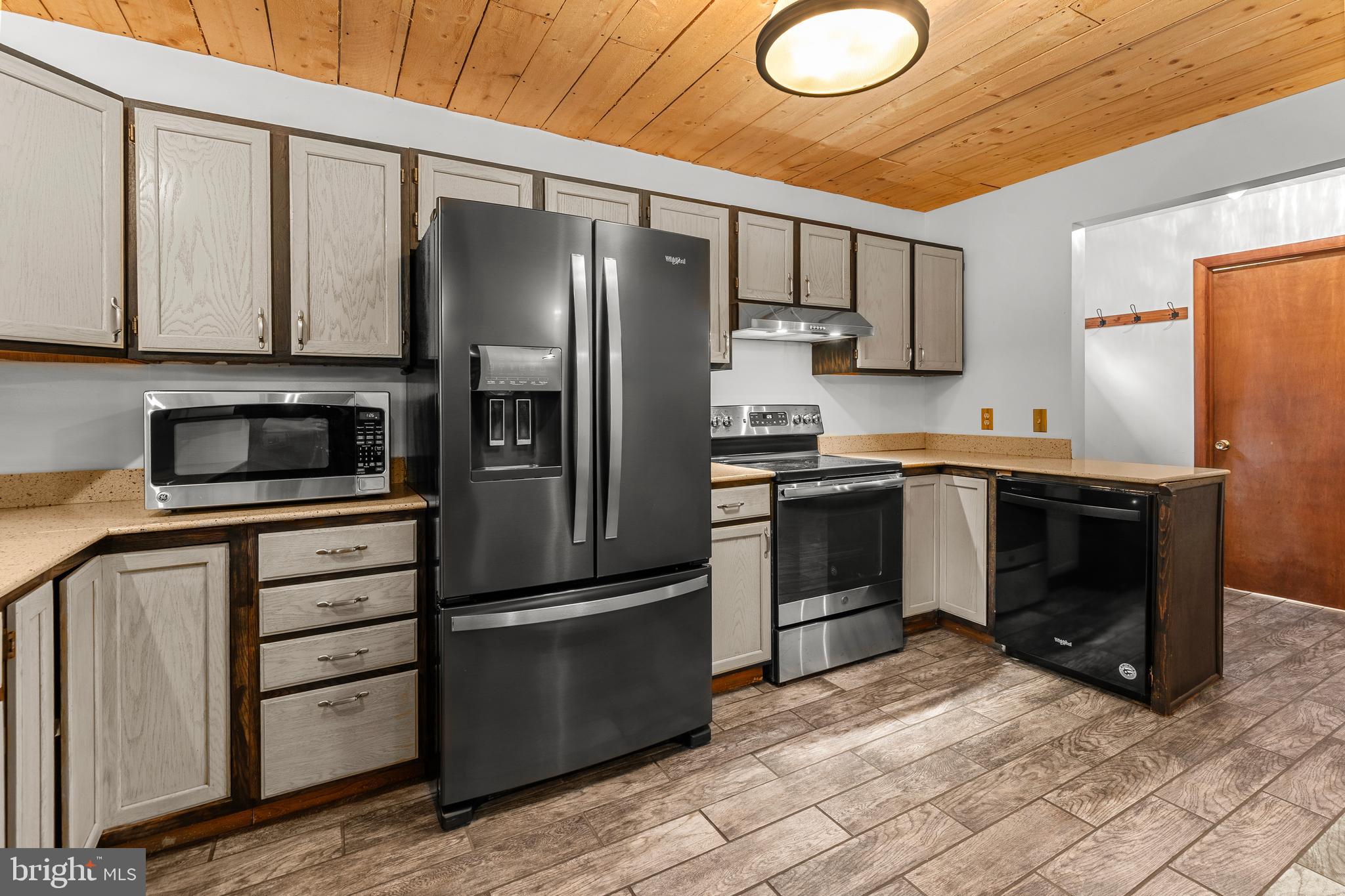 FAIR HILL - Residential