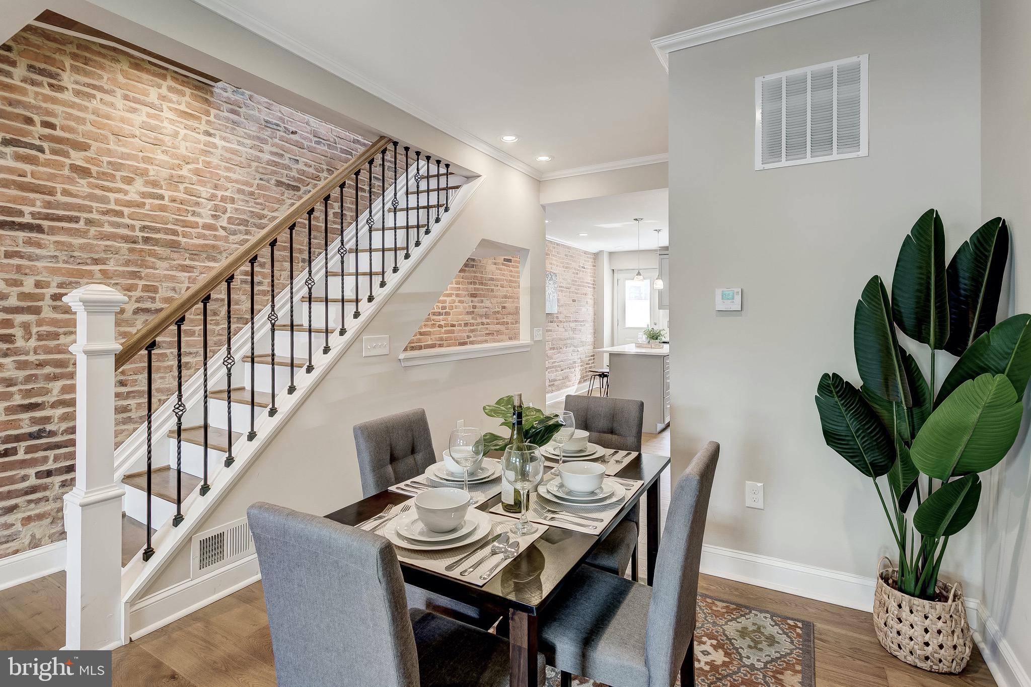 GREEKTOWN - Residential