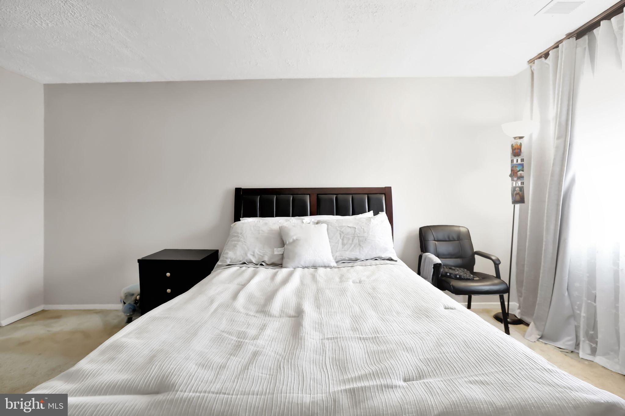 BETHESDA PARK - Residential