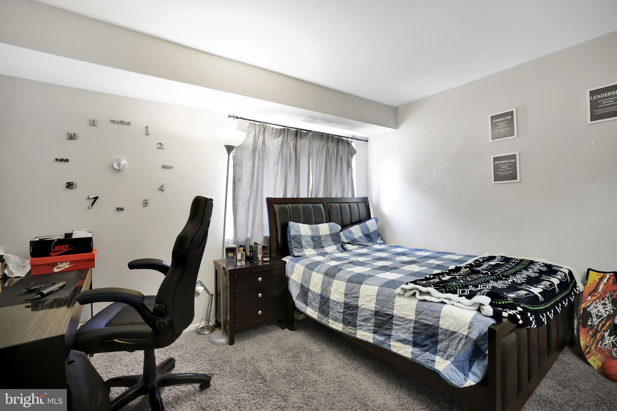 BETHESDA PARK - Residential