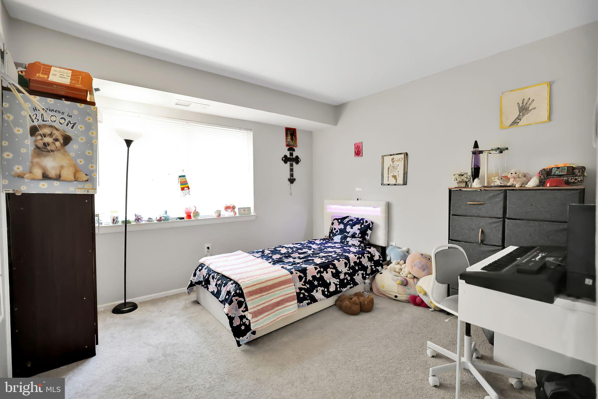 BETHESDA PARK - Residential