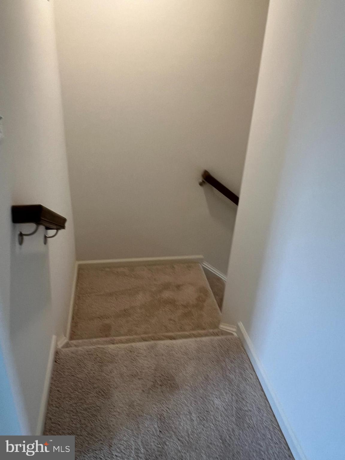 OVERLOOK AT RIVERSIDE - Residential Lease