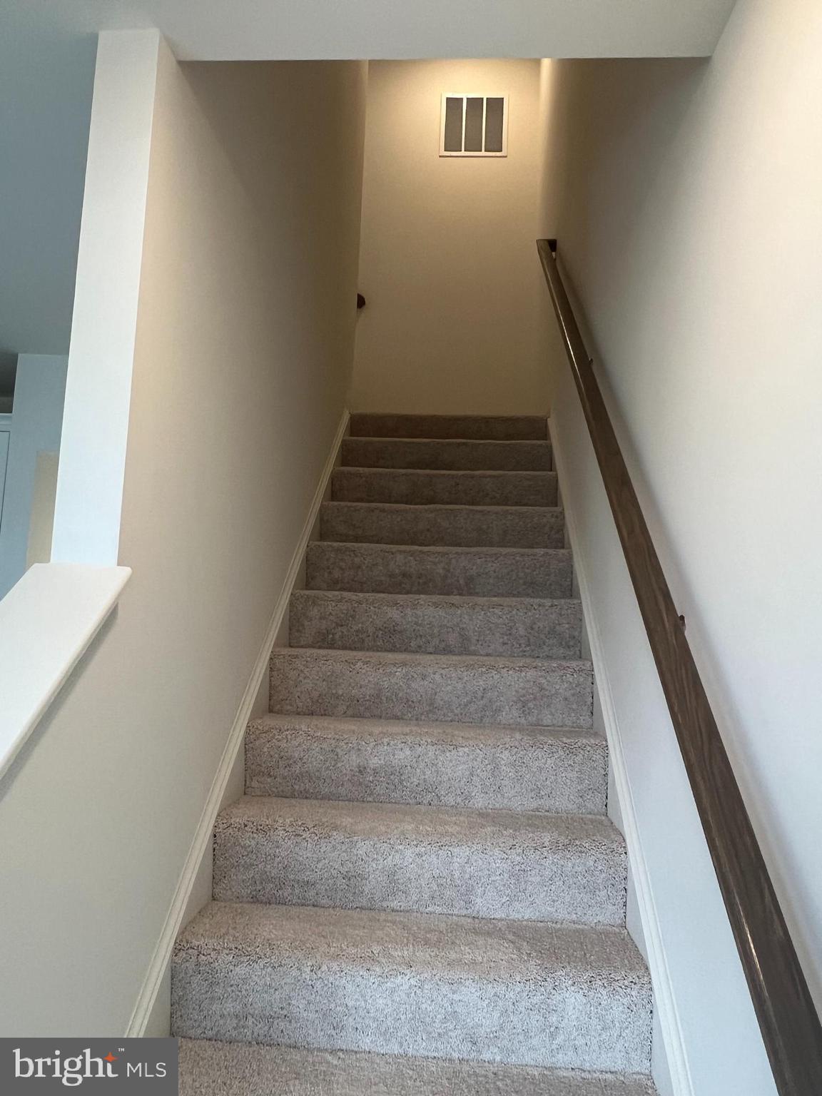 OVERLOOK AT RIVERSIDE - Residential Lease