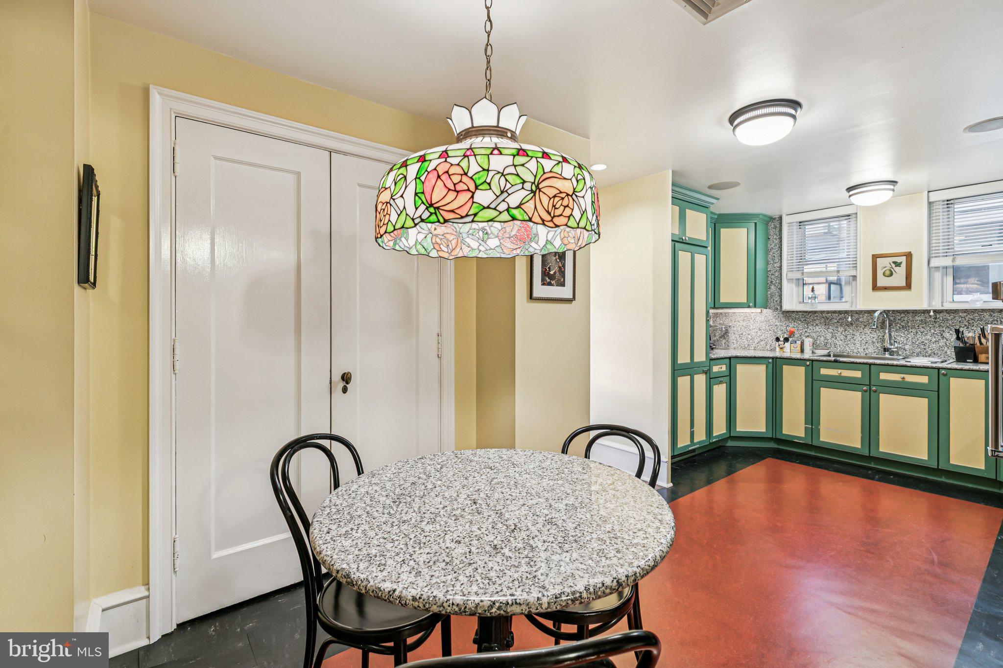 RITTENHOUSE SQUARE - Residential