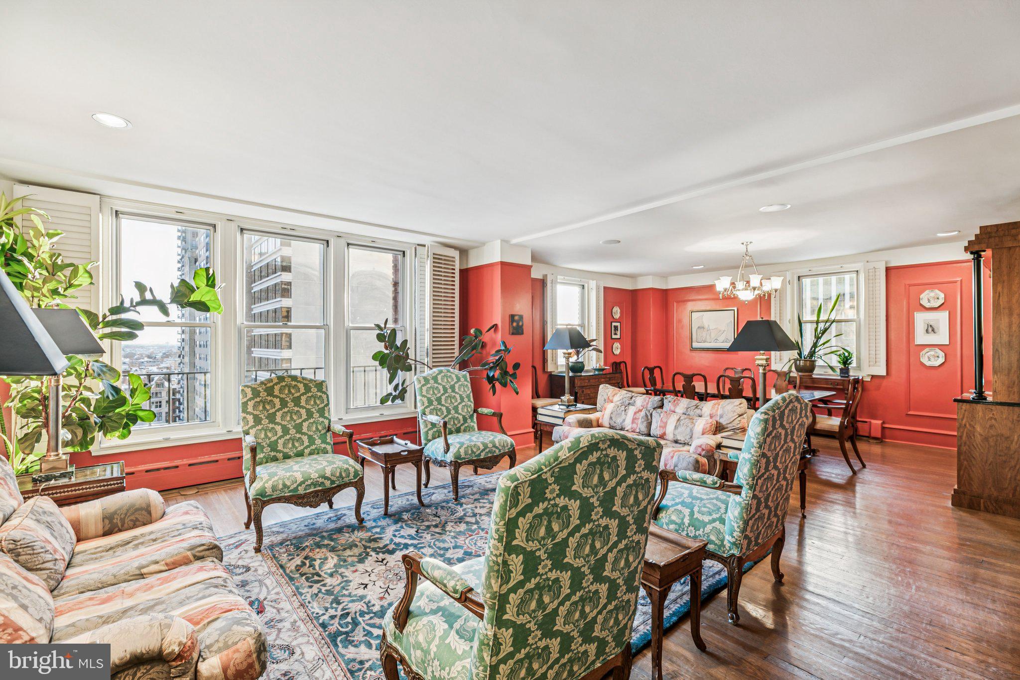 RITTENHOUSE SQUARE - Residential