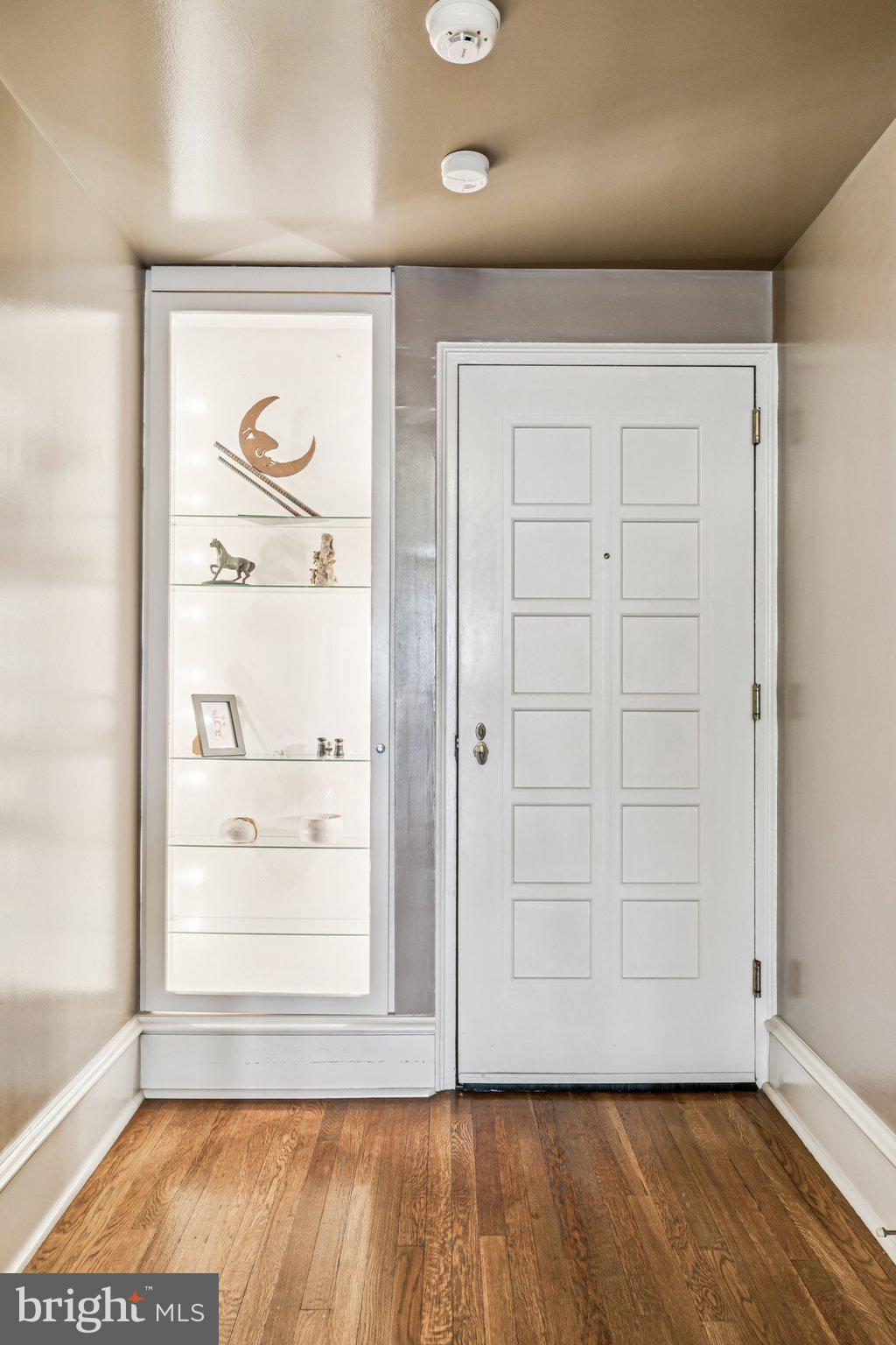 1901 WALNUT STREET 10A