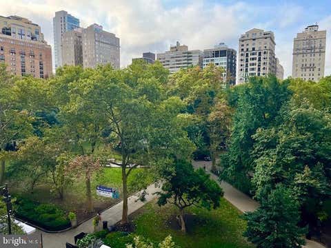 Condo For Sale - 1901 Walnut Street #10A<br/> Philadelphia County, PHILADELPHIA, PA 19103