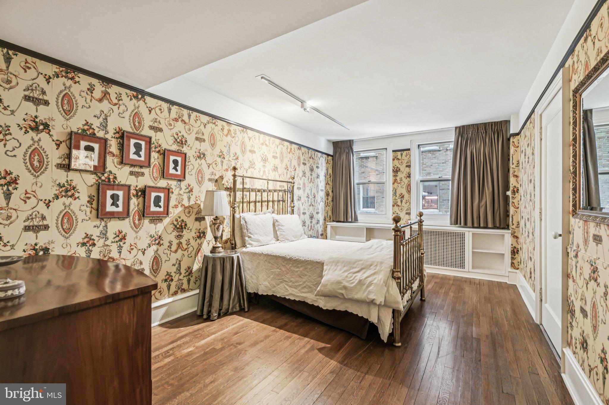 RITTENHOUSE SQUARE - Residential