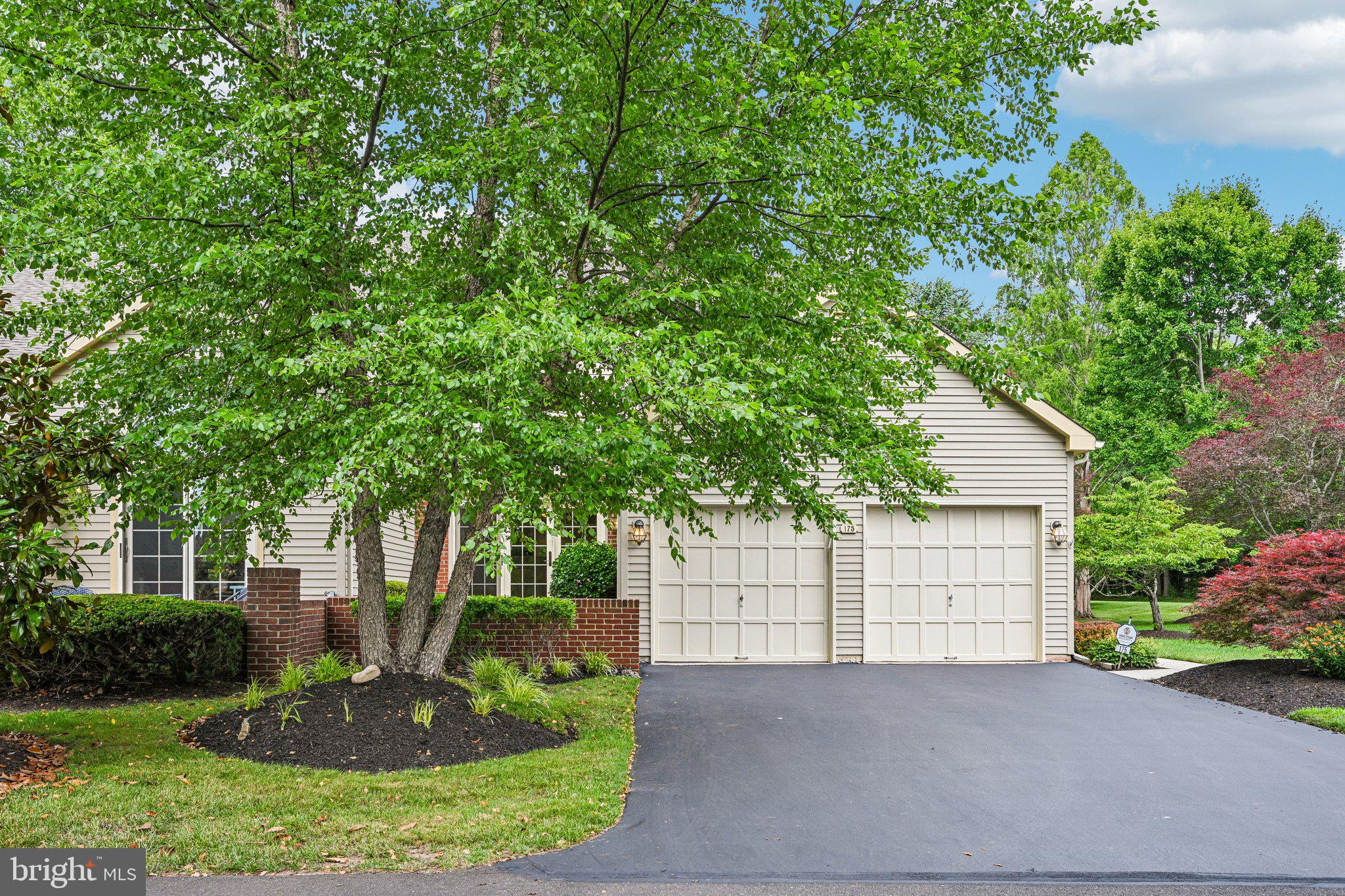 175 HUNTER COURT