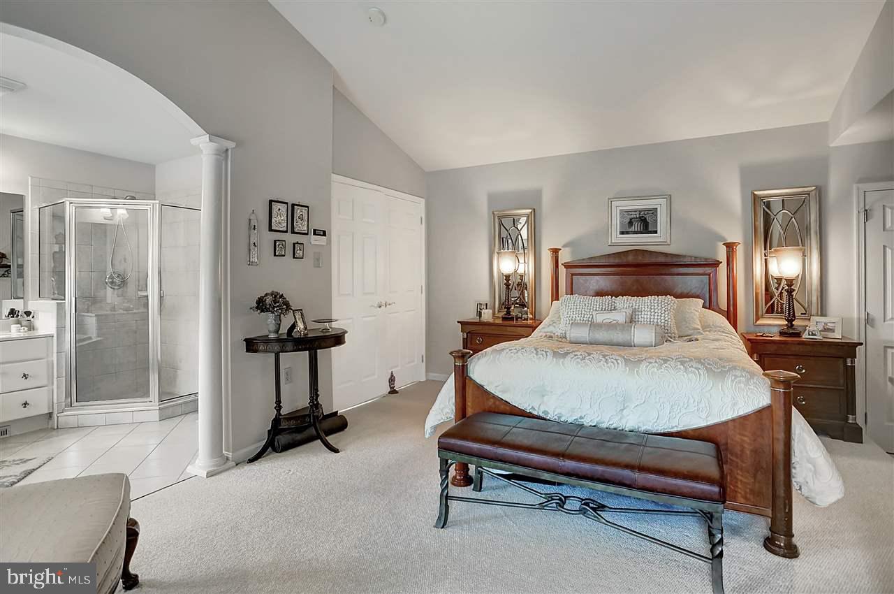 BEACON HILL - Residential