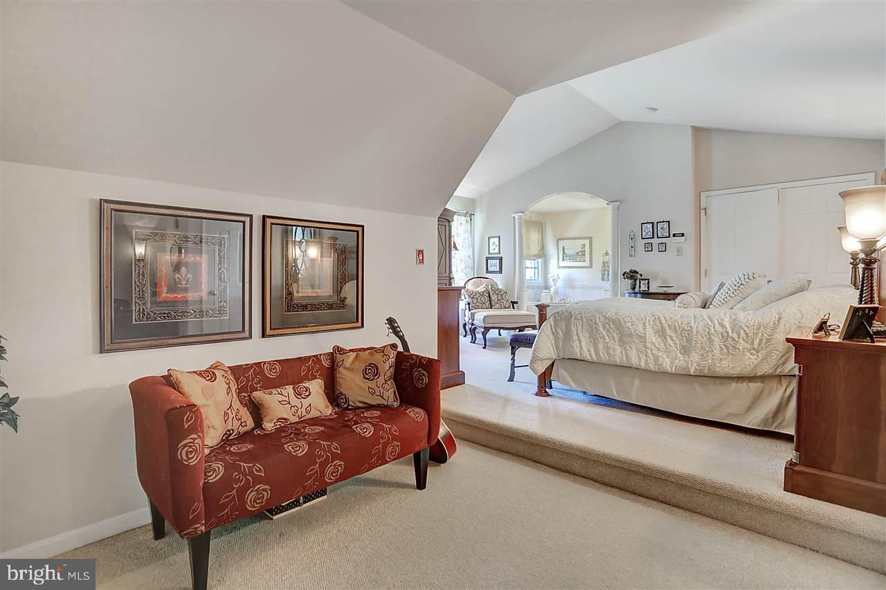 BEACON HILL - Residential