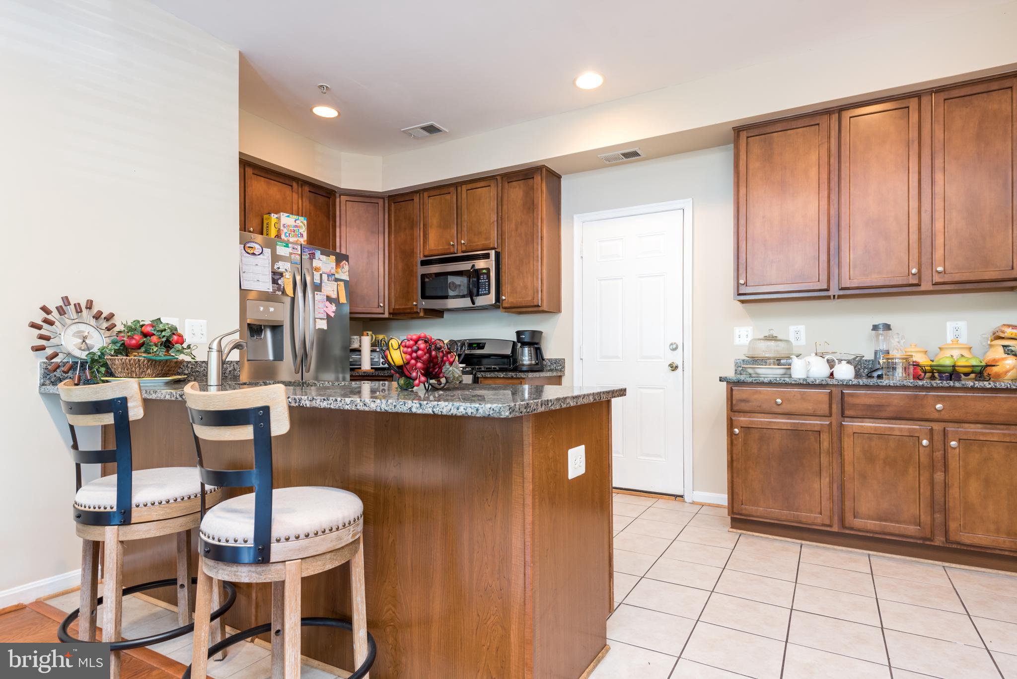 MADISON CRESCENT CONDOMINIUM - Residential