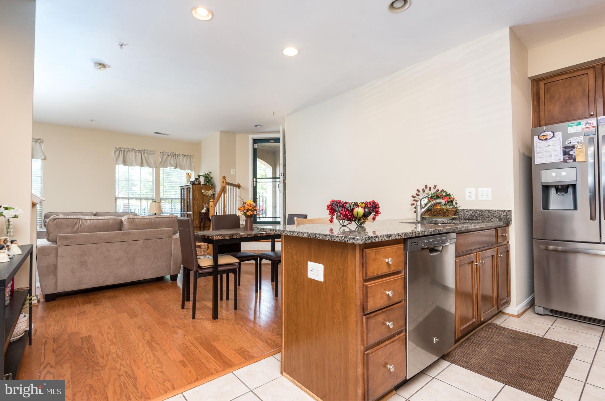 MADISON CRESCENT CONDOMINIUM - Residential