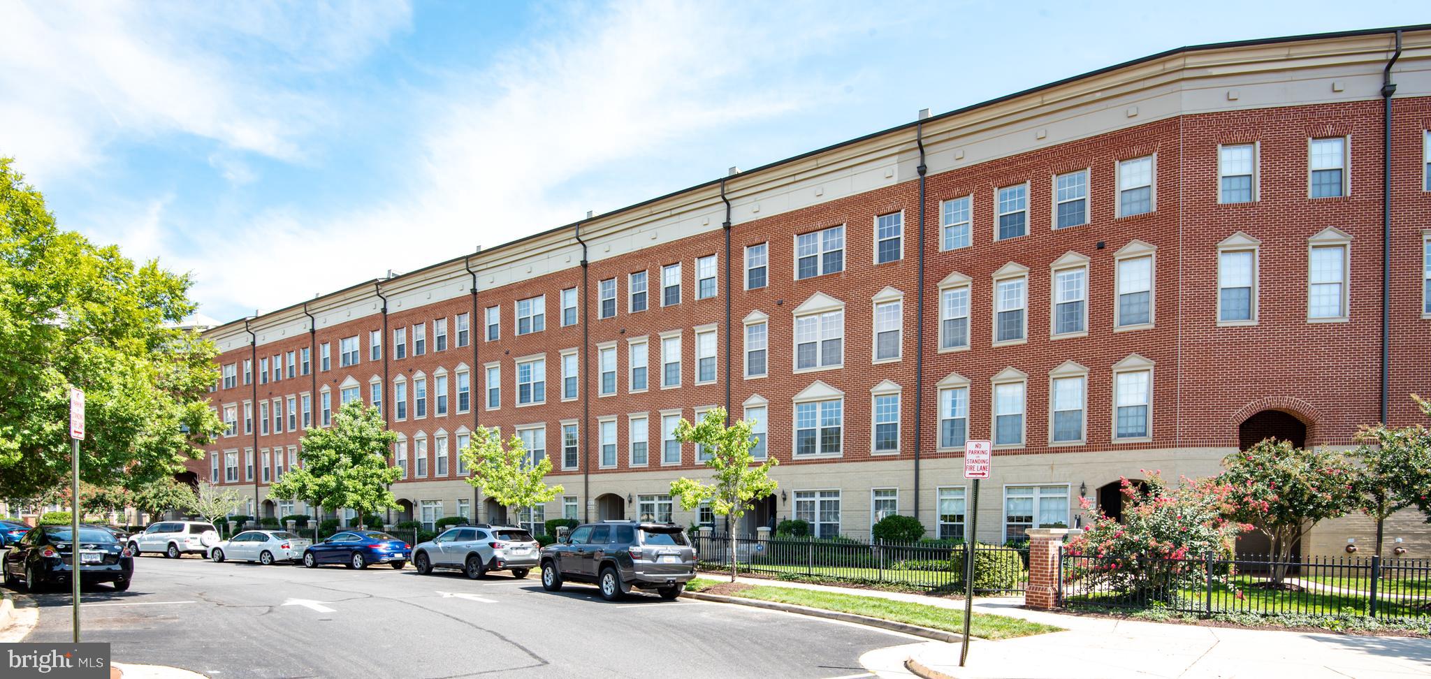 MADISON CRESCENT CONDOMINIUM - Residential