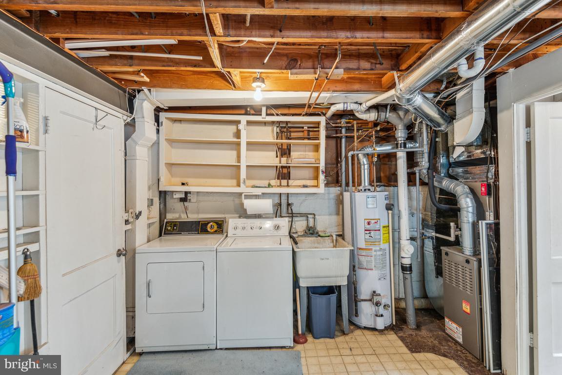 ROYAL VIEW - Residential