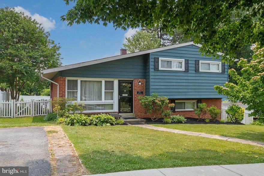 NICELY CARED FOR 3 LEVEL SPLIT HOMES WITH HARDWOOD FLOORS ON MAIN AND UPPER LEVEL FEATURING CATHEDRAL CEILINGS IN LIVING ROOM AND DINING ROOM.  YOU HAVE 3 GENEROUS BEDROOMS ON THE UPPER LEVEL WITH A PRIMARY BATHROOM IN THE PRIMARY BEDROOM AND A FULL BATHROOM WITH A POCKET DOOR  IN THE HALLWAY.  THE ADDITION BEHIND THE DINING ROOM AND KITCHEN MAY BE USED AS AN OFFICE, TV ROOM, EXERCISE ROOM, PLAY AREA, OR JUST USE YOUR IMAGINATION.  ENJOY THE COMFORTS OF YOUR REAR YARD OR HAVE A FAMILY COOKOUT ON YOUR REAR DECK.  THE LOWER LEVEL FEATURES A FAMILY ROOM, UTILITY ROOM AND A ¼ BATHROOM. UPDATES THRU OUT THE YEARS: UPDATED KITCHEN WITH STAINLESS STEEL AND GRANITE COUNTER TOPS (2009), PRIMARY BATHROOM UPDATED (2006), UPPER LEVEL HALL BATHROOM (2008), ROOF (2011), HVAC 2016, AND FENCE (2009).  CONVENIENTLY LOCATED TO MAJOR ROUTES, SHOPPING, PLACES OF WORSHIP AND IN BETWEEN TWO METRO STATIONS (ROCKVILLE AND WHEATON).  COME AND ENJOY!
