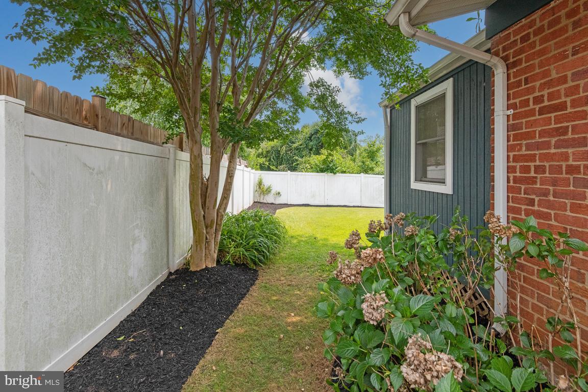 ROYAL VIEW - Residential