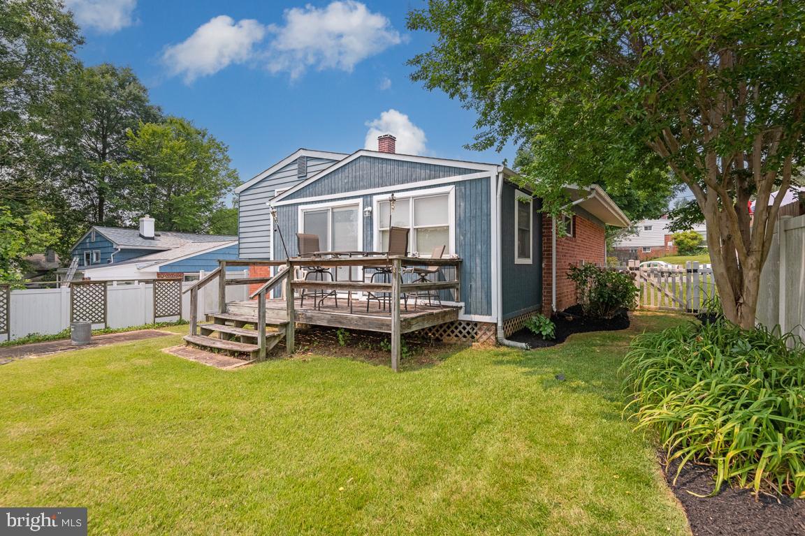 ROYAL VIEW - Residential