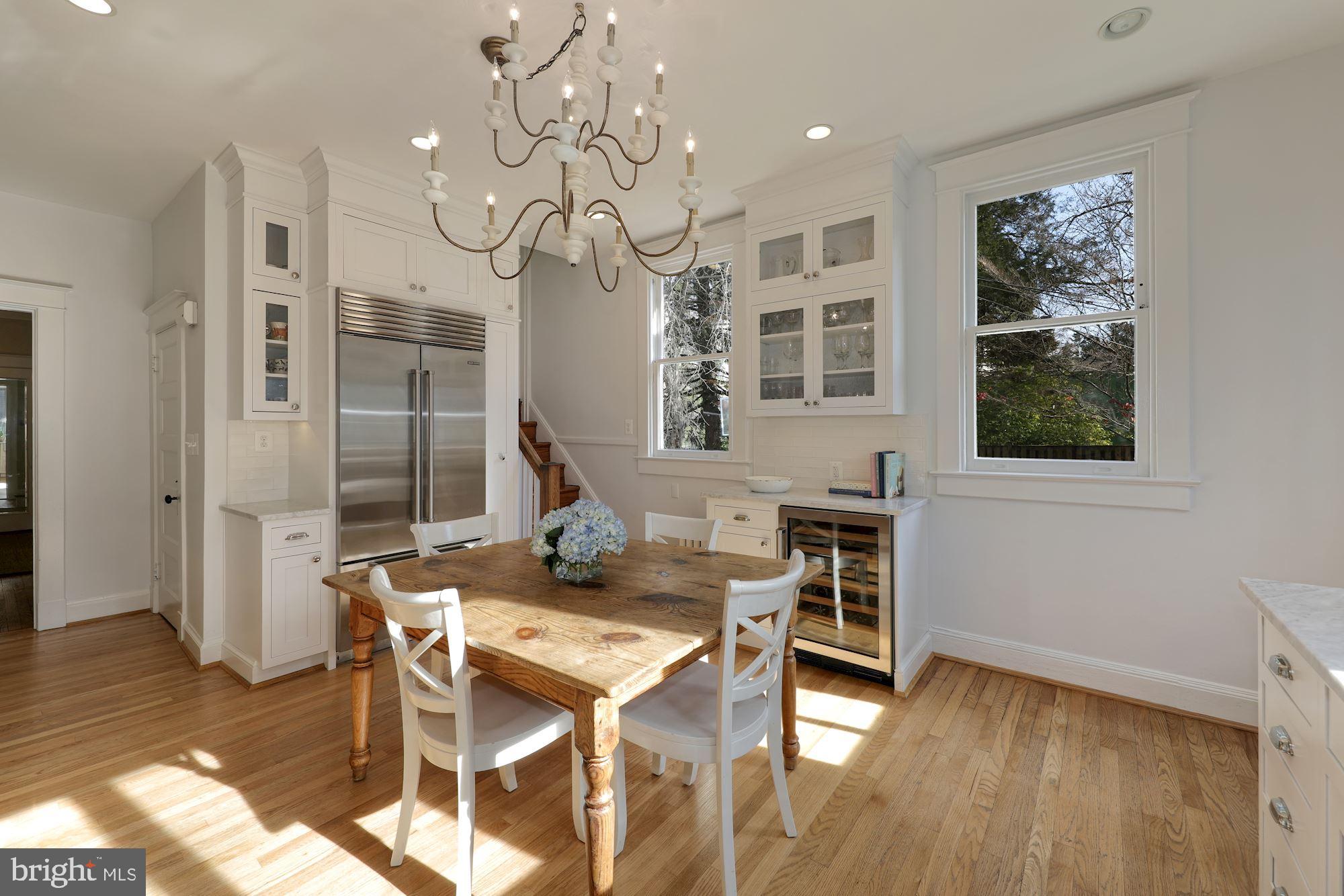 CHEVY CHASE VILLAGE - Residential