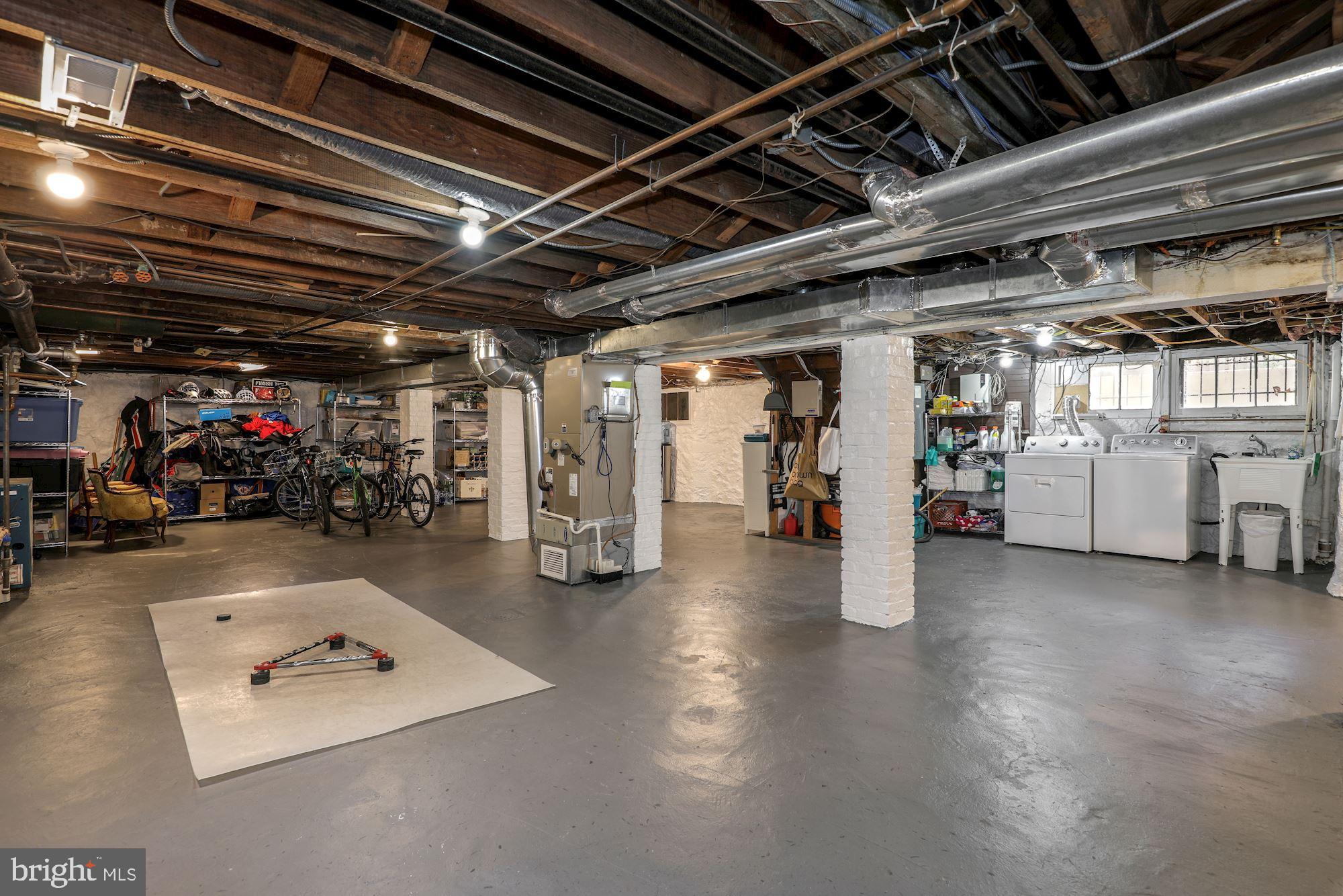 CHEVY CHASE VILLAGE - Residential