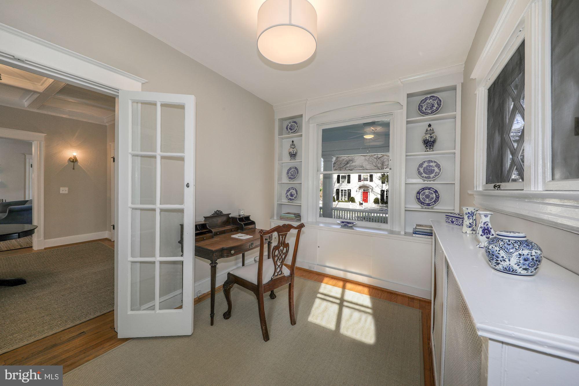 CHEVY CHASE VILLAGE - Residential