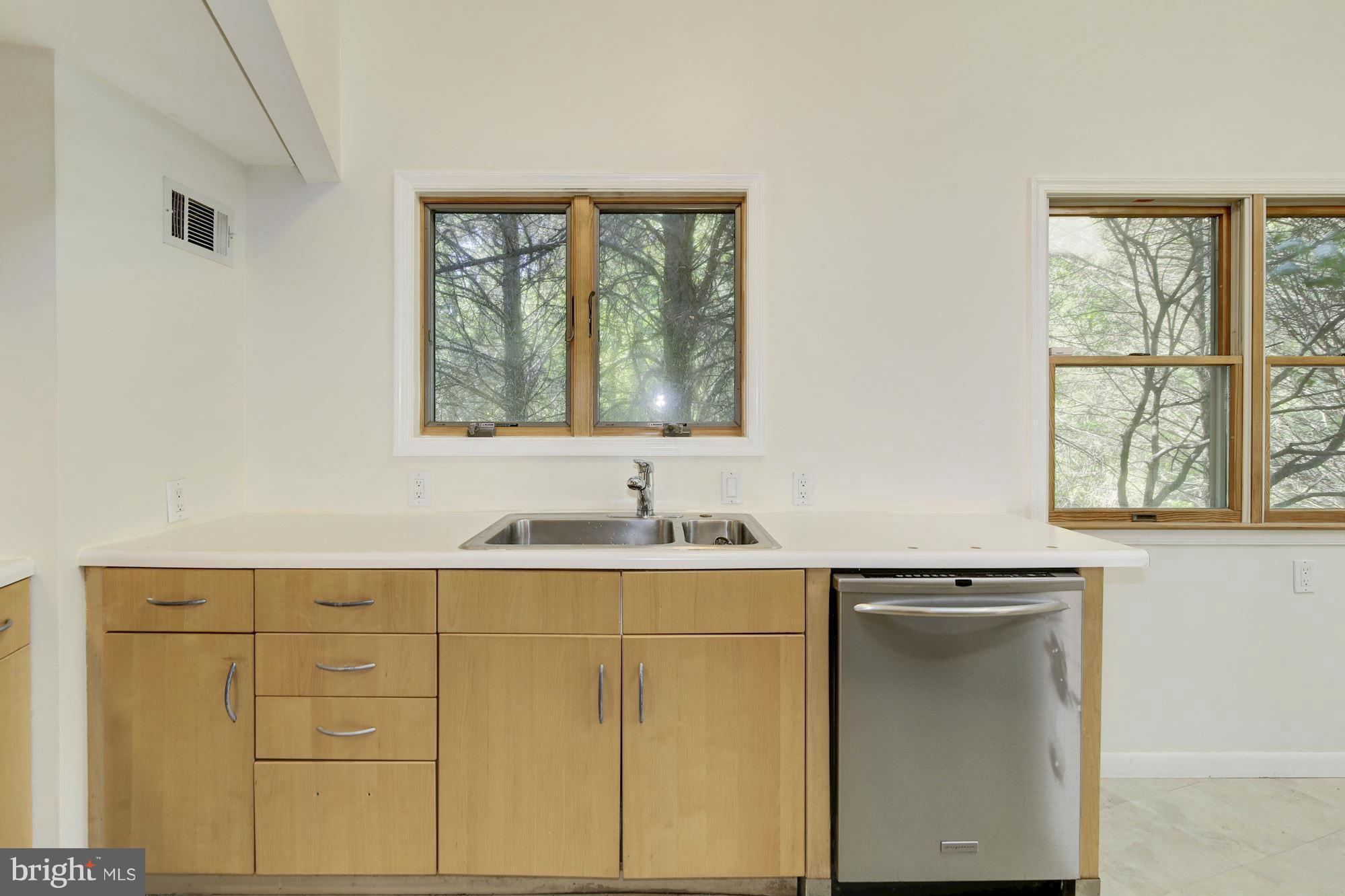 BELMONT PARK ESTATES - Residential