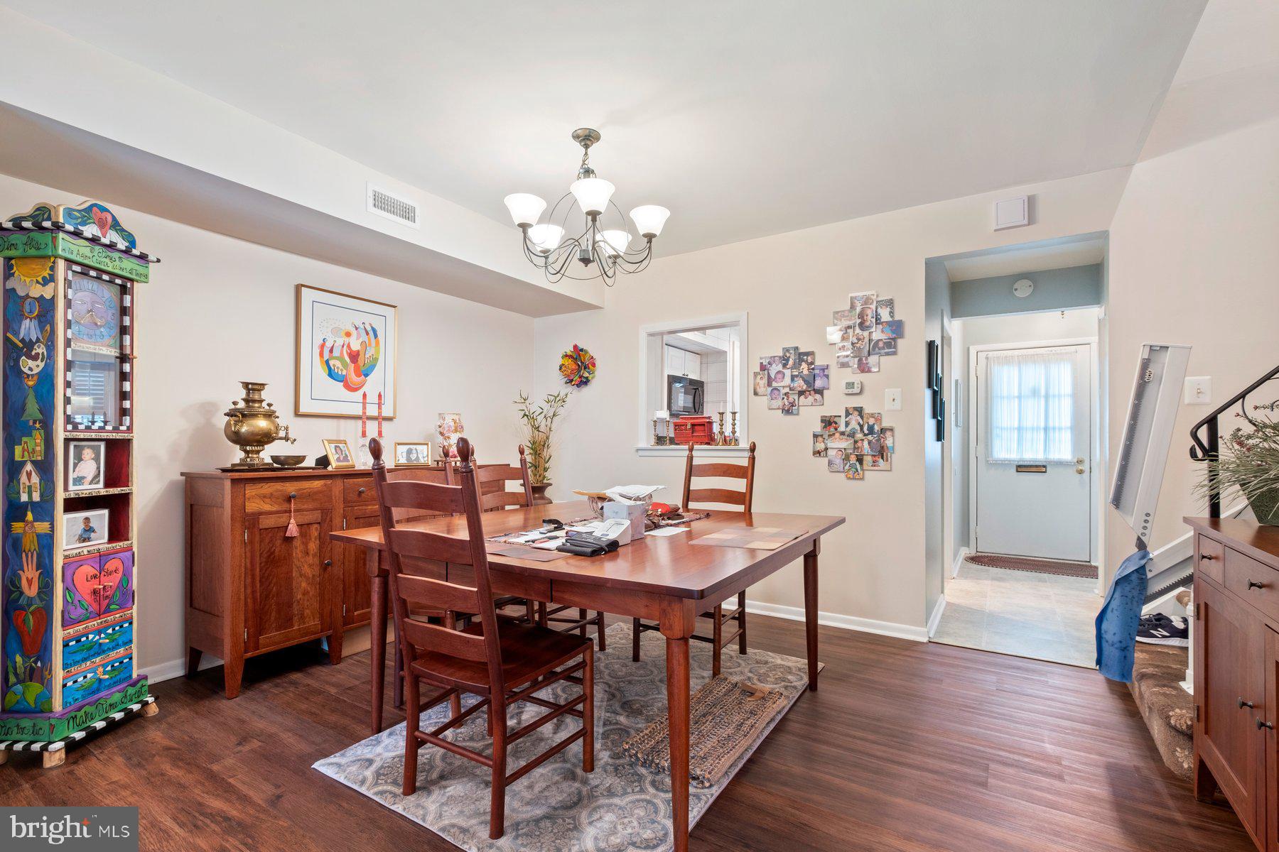 VALLEY GLEN - Residential