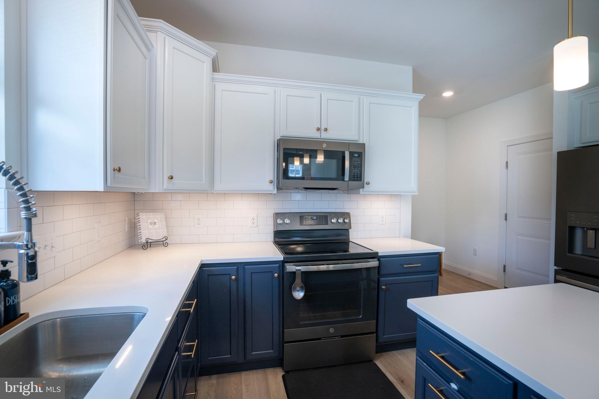 LOGAN GREENE - Residential