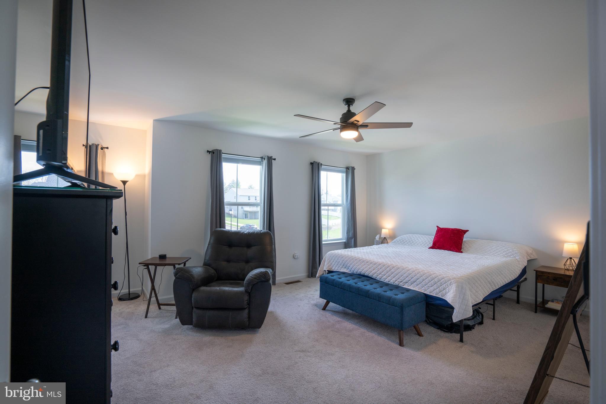 LOGAN GREENE - Residential