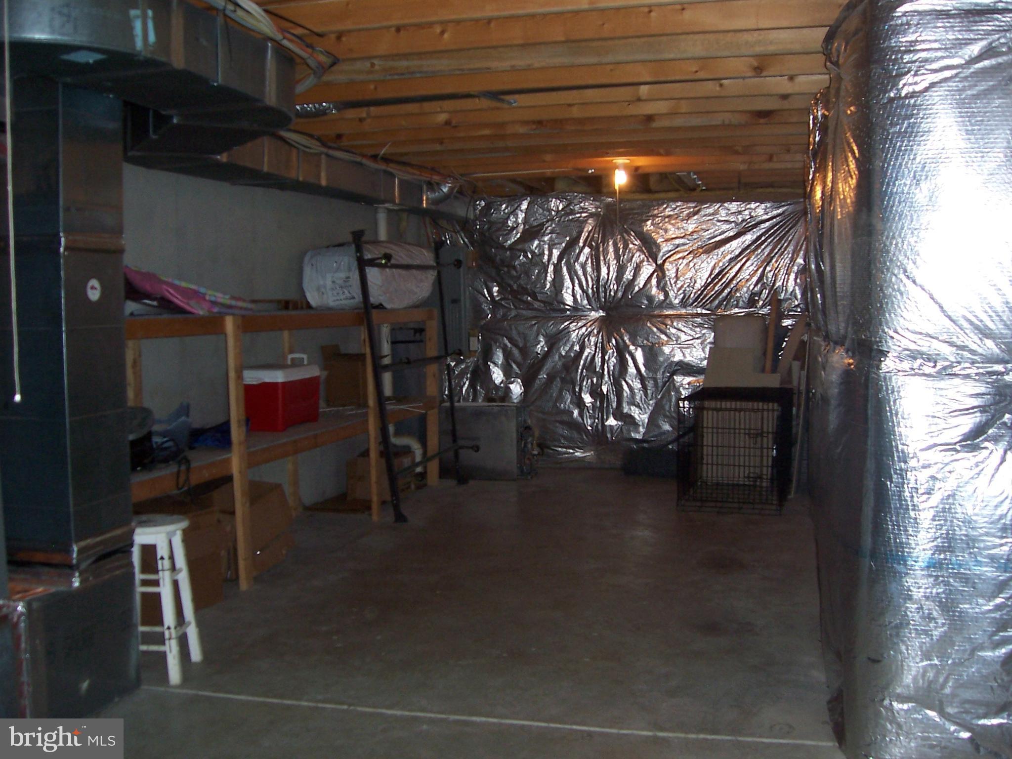 BENTWOOD ESTATES - Residential Lease