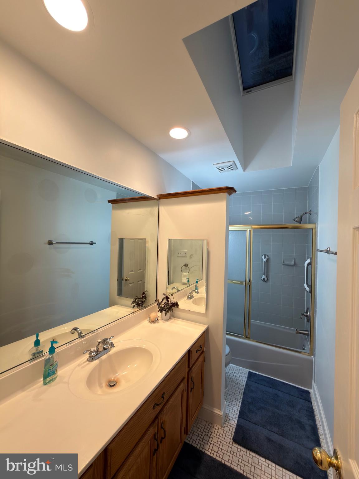 STERLING  PARK - Residential Lease