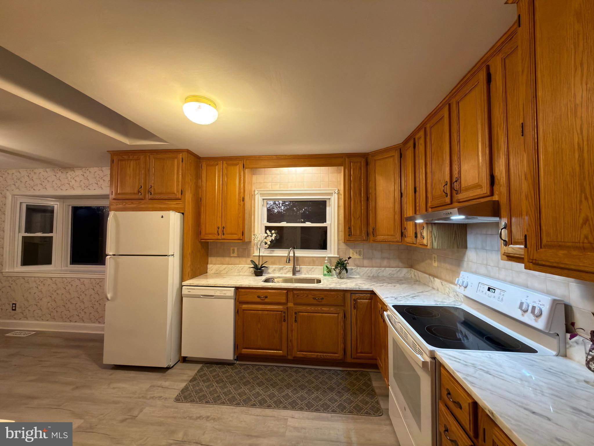 STERLING  PARK - Residential Lease