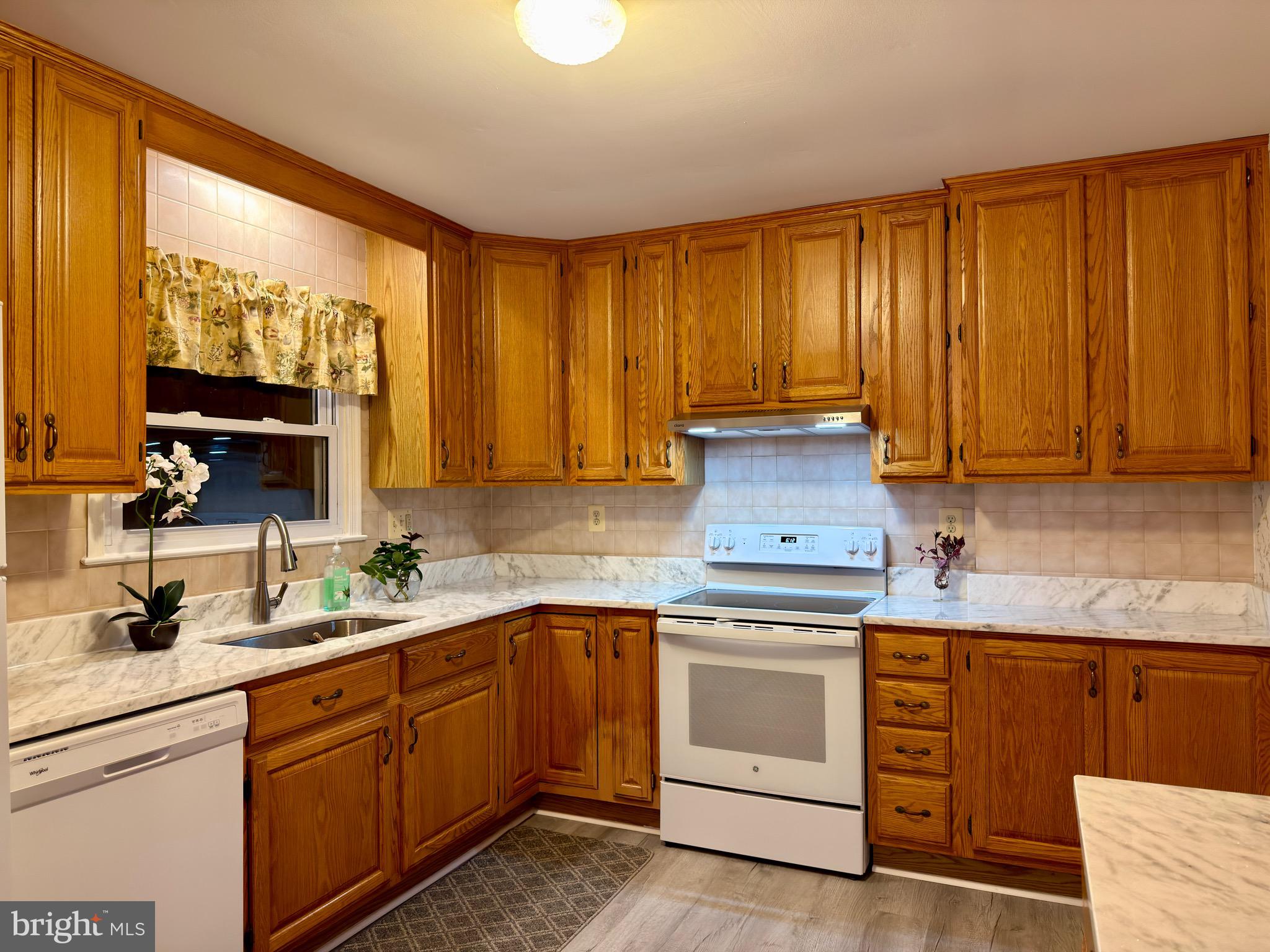 STERLING  PARK - Residential Lease