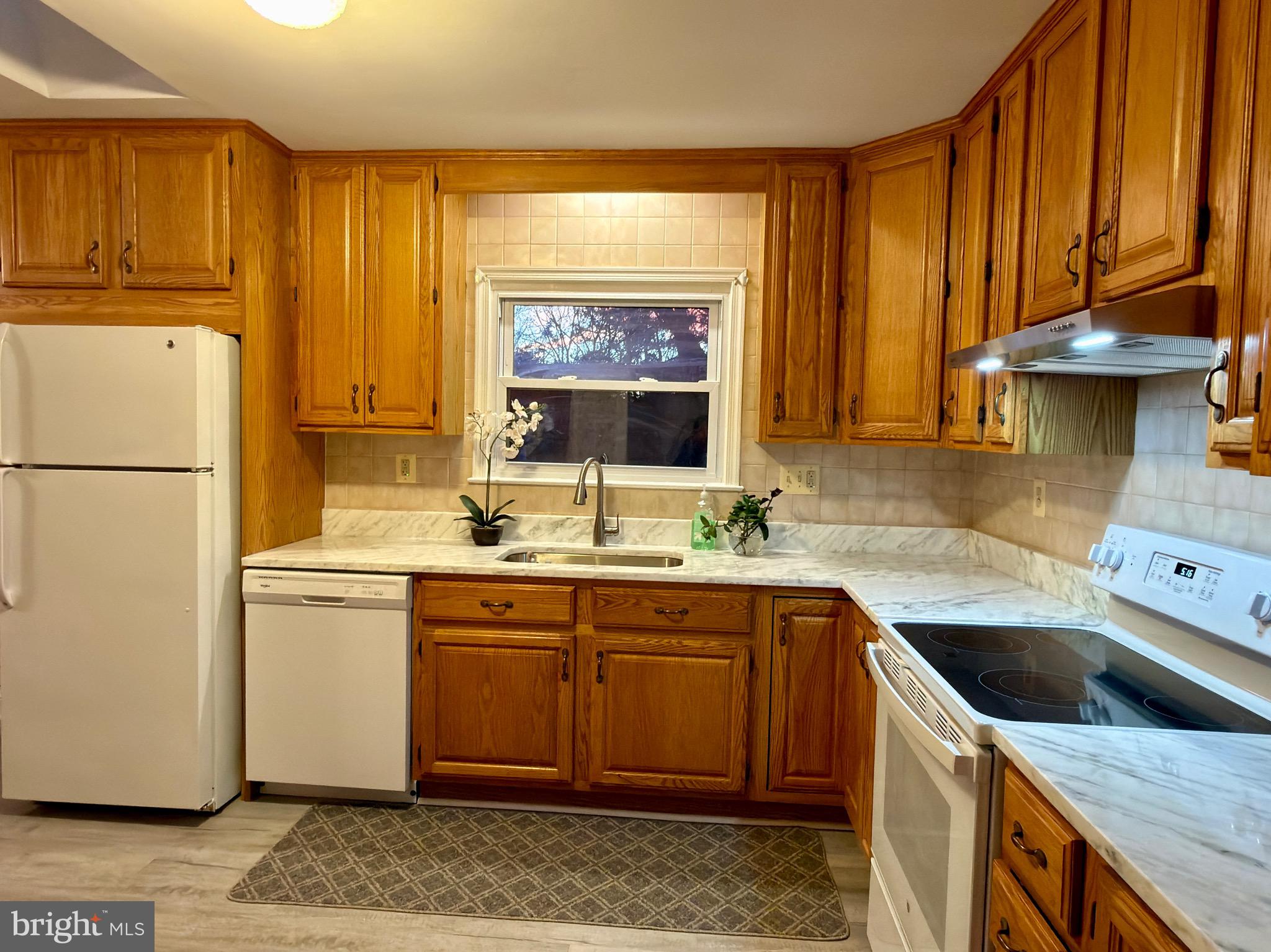 STERLING  PARK - Residential Lease