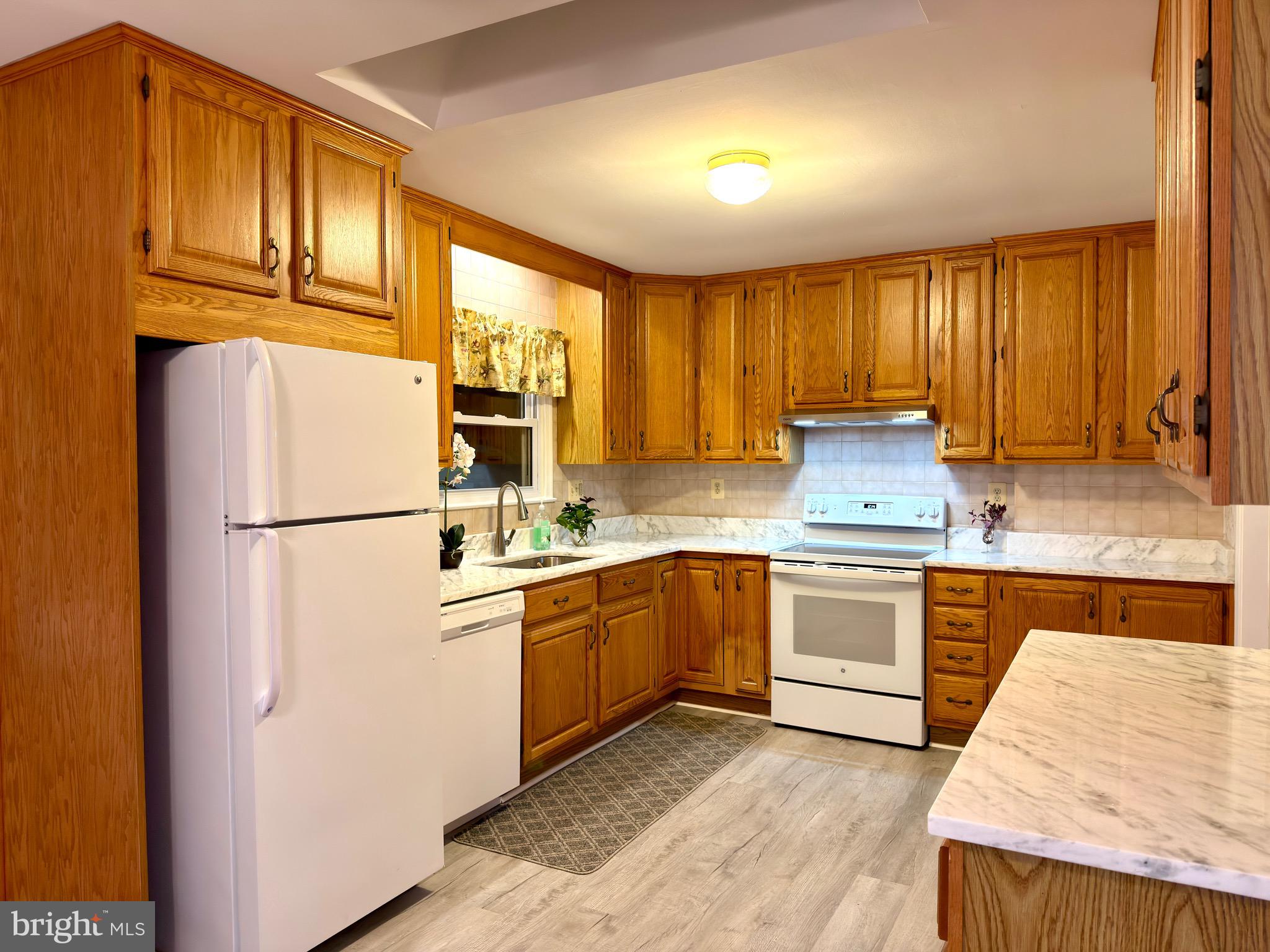 STERLING  PARK - Residential Lease