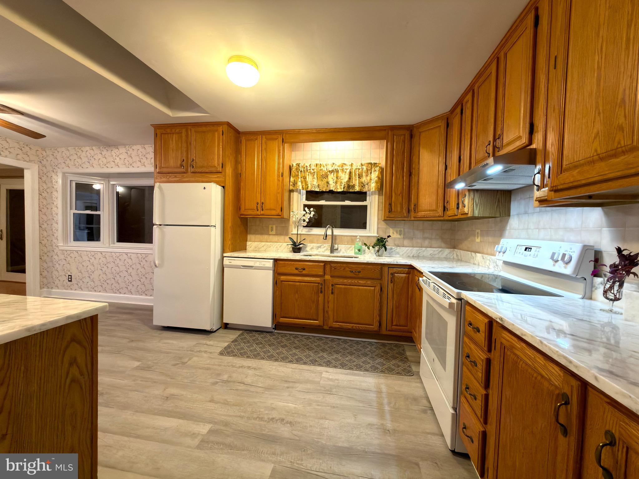 STERLING  PARK - Residential Lease