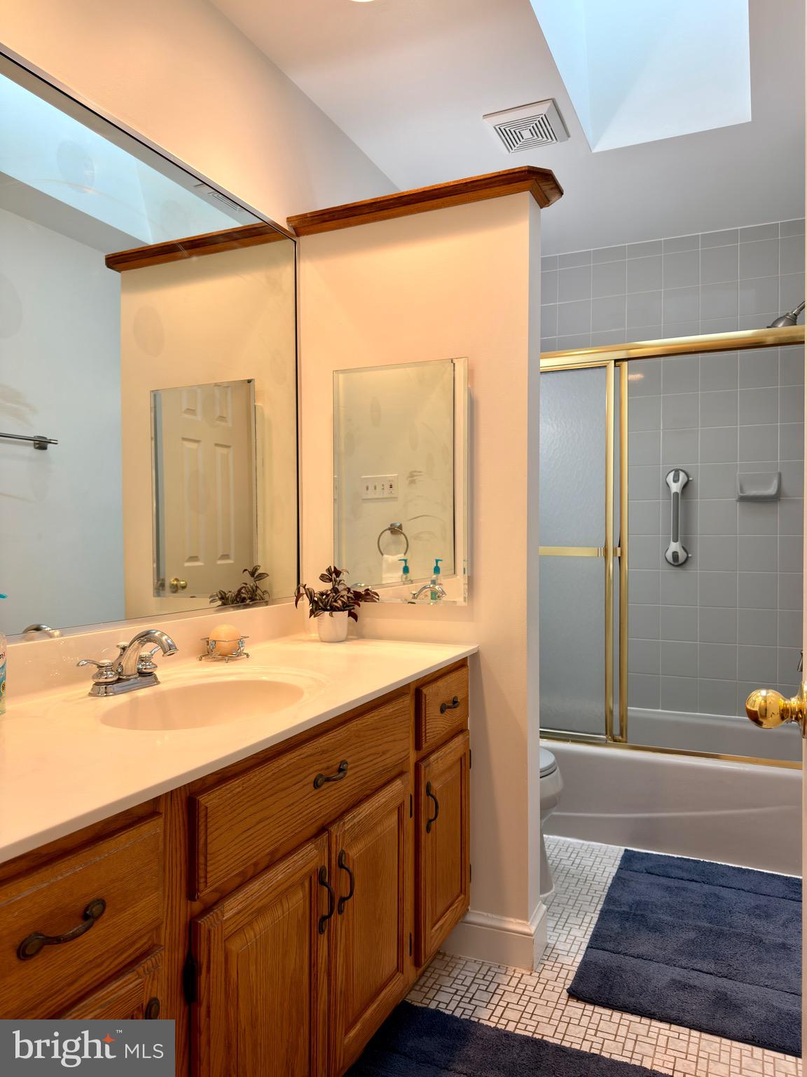 STERLING  PARK - Residential Lease