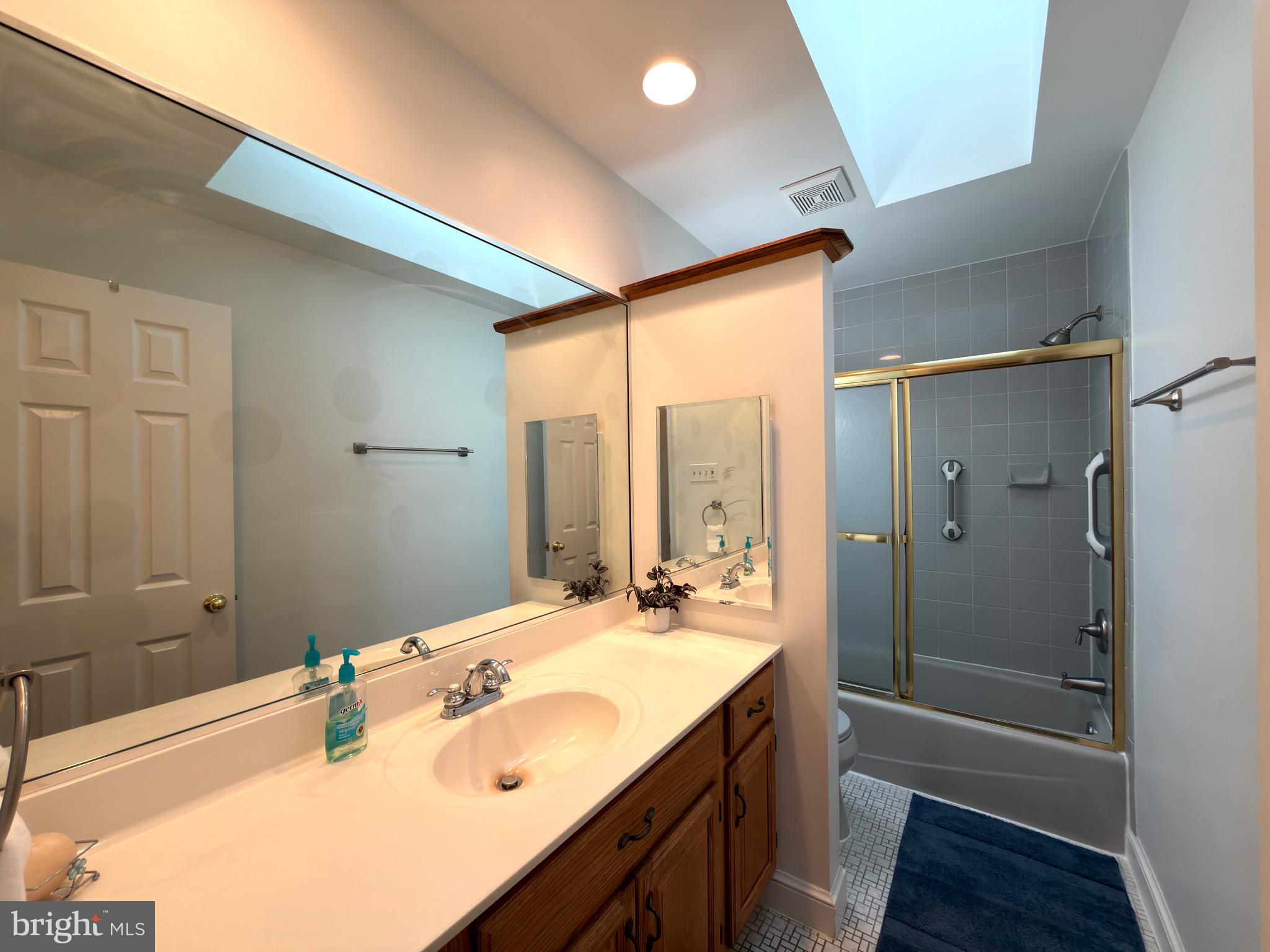 STERLING  PARK - Residential Lease