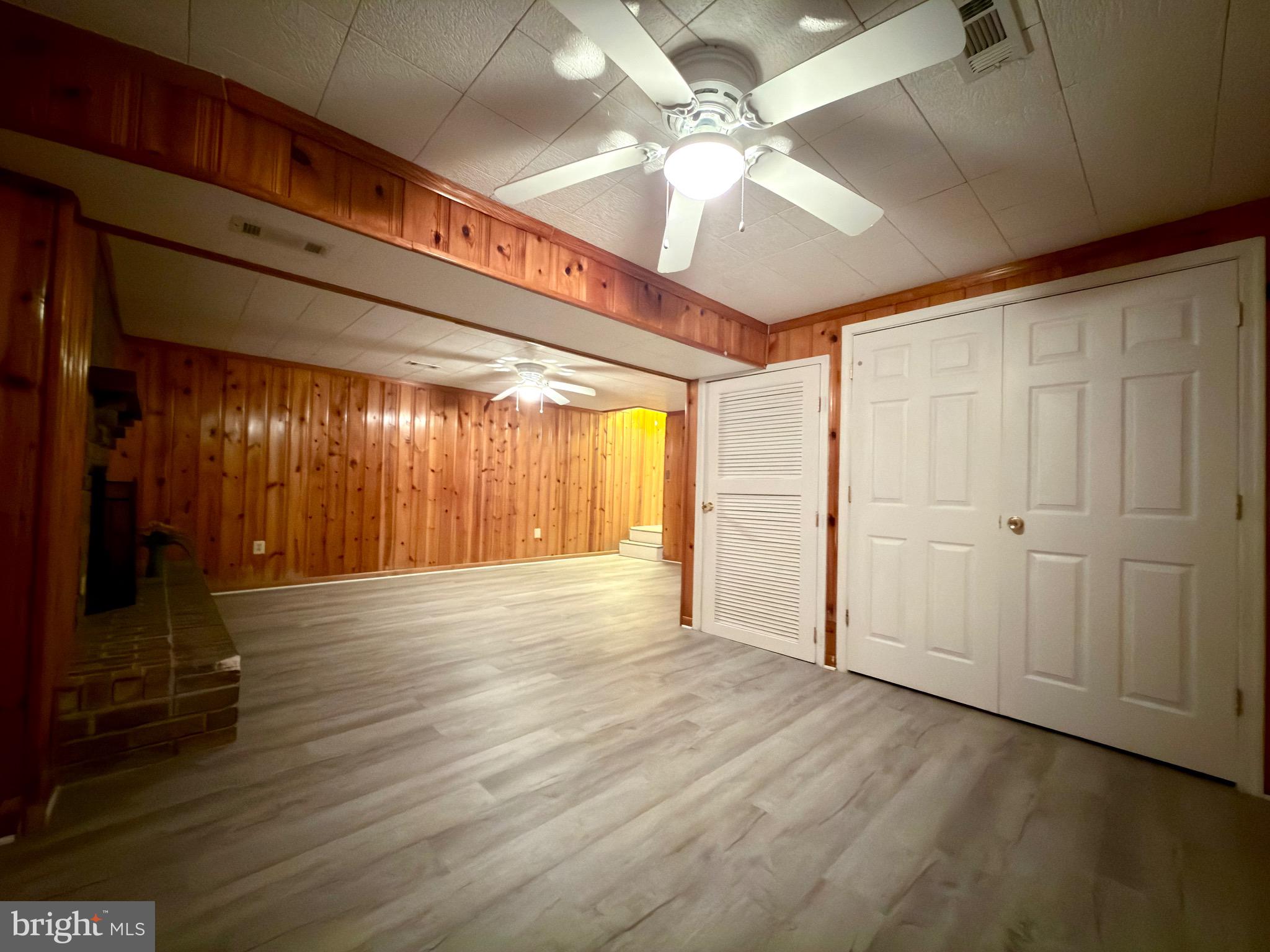 STERLING  PARK - Residential Lease